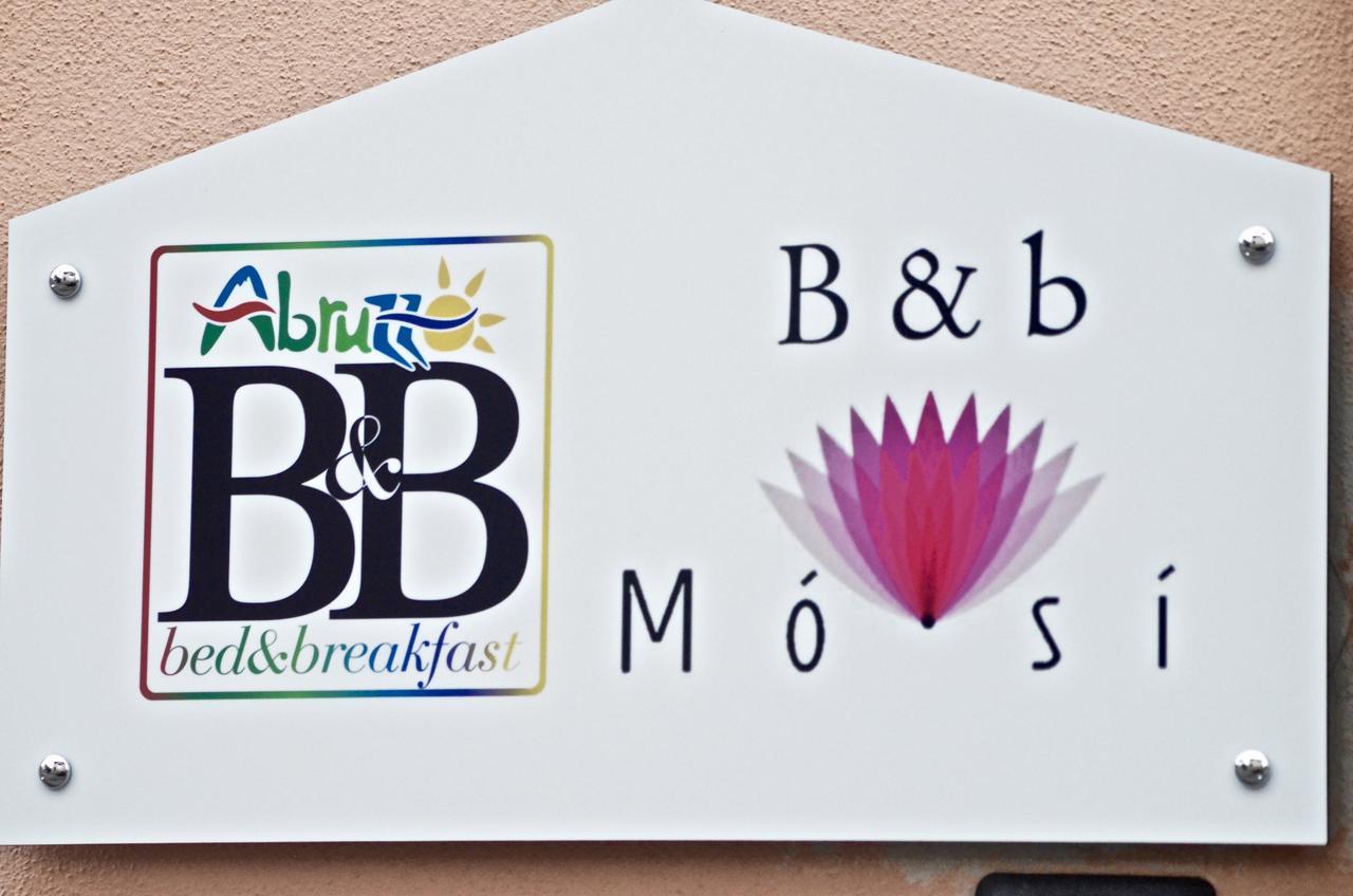 B&B Mo•Si Massa d'Albe Екстериор снимка
