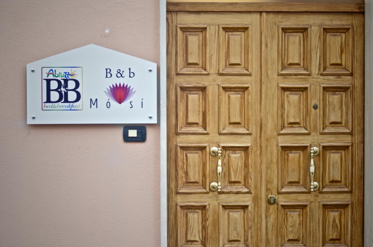 B&B Mo•Si Massa d'Albe Екстериор снимка